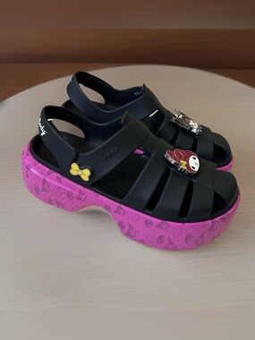 CROCS Hello Kitty & Friends MY MELODY AND KUROMI STOMP Sandal NWT Unisex M8/W 10